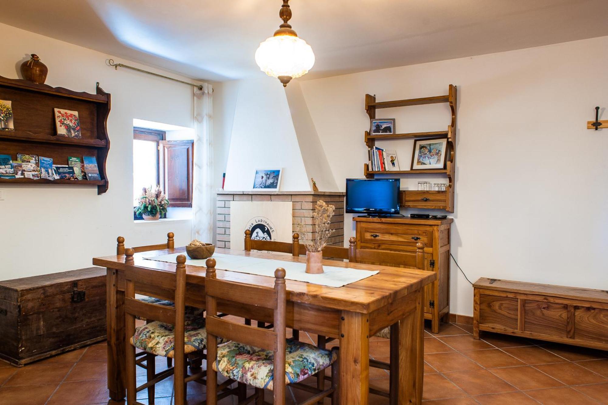 Appartamento Casa Ladyhawke Santo Stefano Di Sessanio Esterno foto